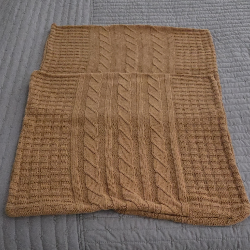 2 Rust Cable Knit Accent Pillow Covers 20"x20"
